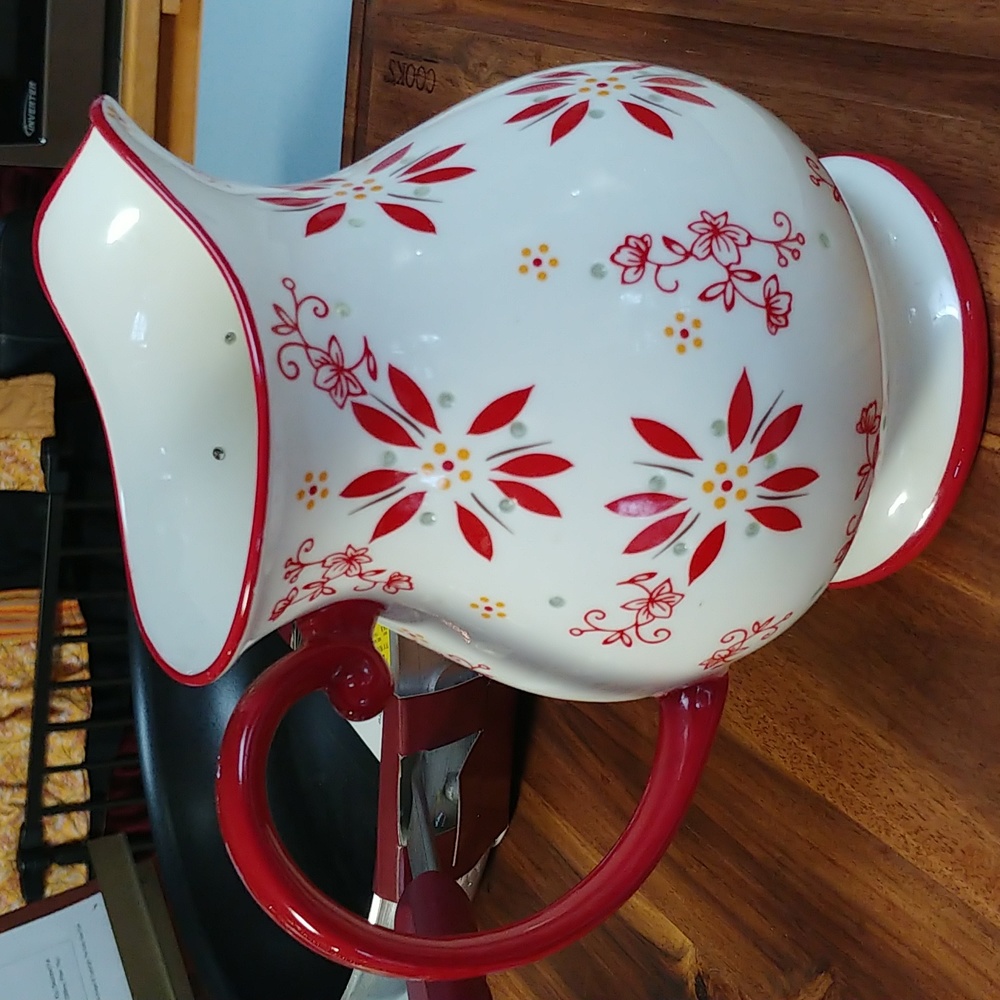 Temptation pitcher